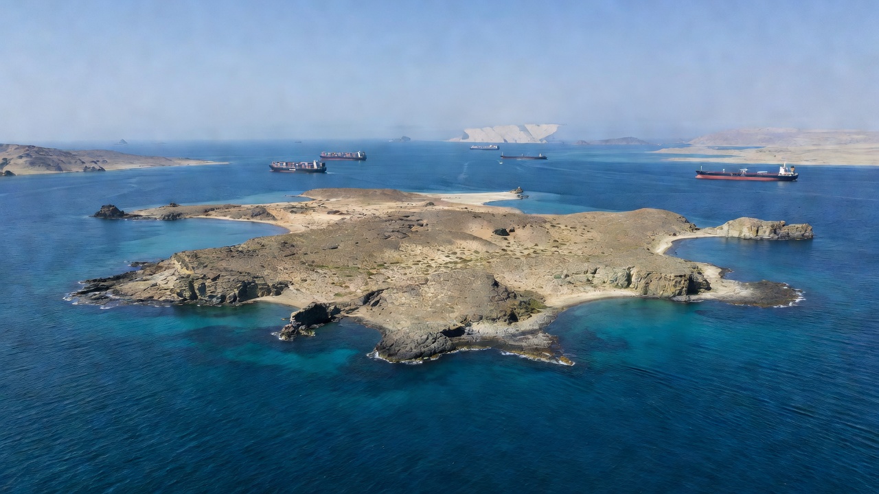 الحوثيون يستولون على جزيرة بريم ويكملون سيطرتهم على باب المندب